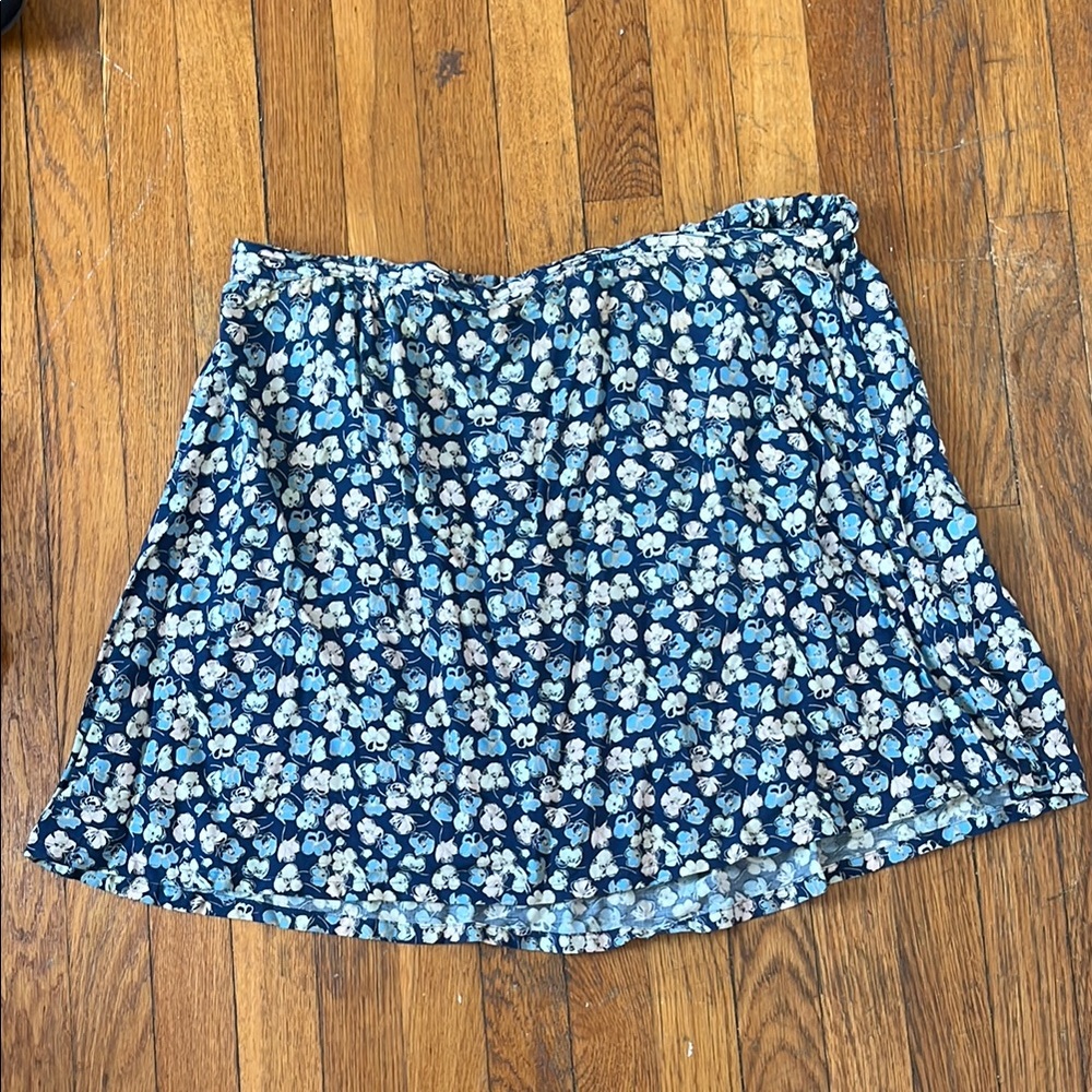 GAP Flowered Skirt Size L